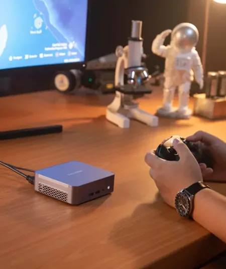 postazione gaming compatta con Mini PC