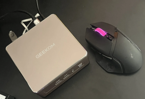GEEKOM A5 Mini PC con AMD Ryzen™ 5 7430U photo review