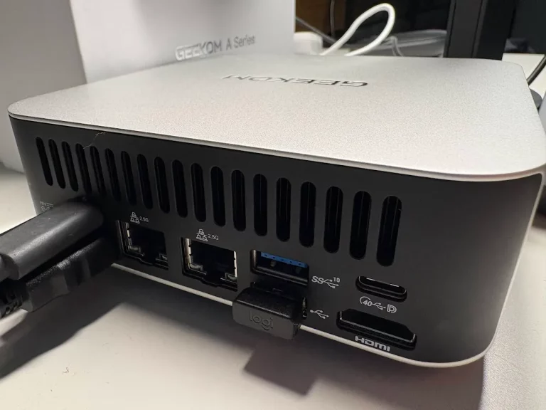 GEEKOM A7 Max Mini PC con AMD Ryzen™ 9-7940HS photo review
